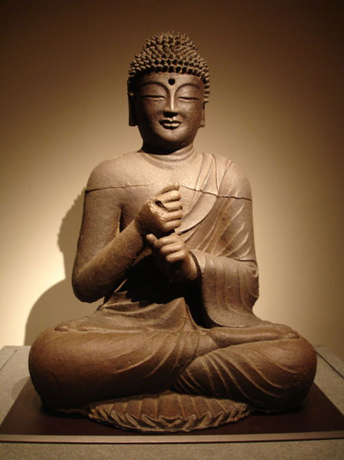 Bronze Buddha statue from the Unified Silla period at the National Museum of Korea.