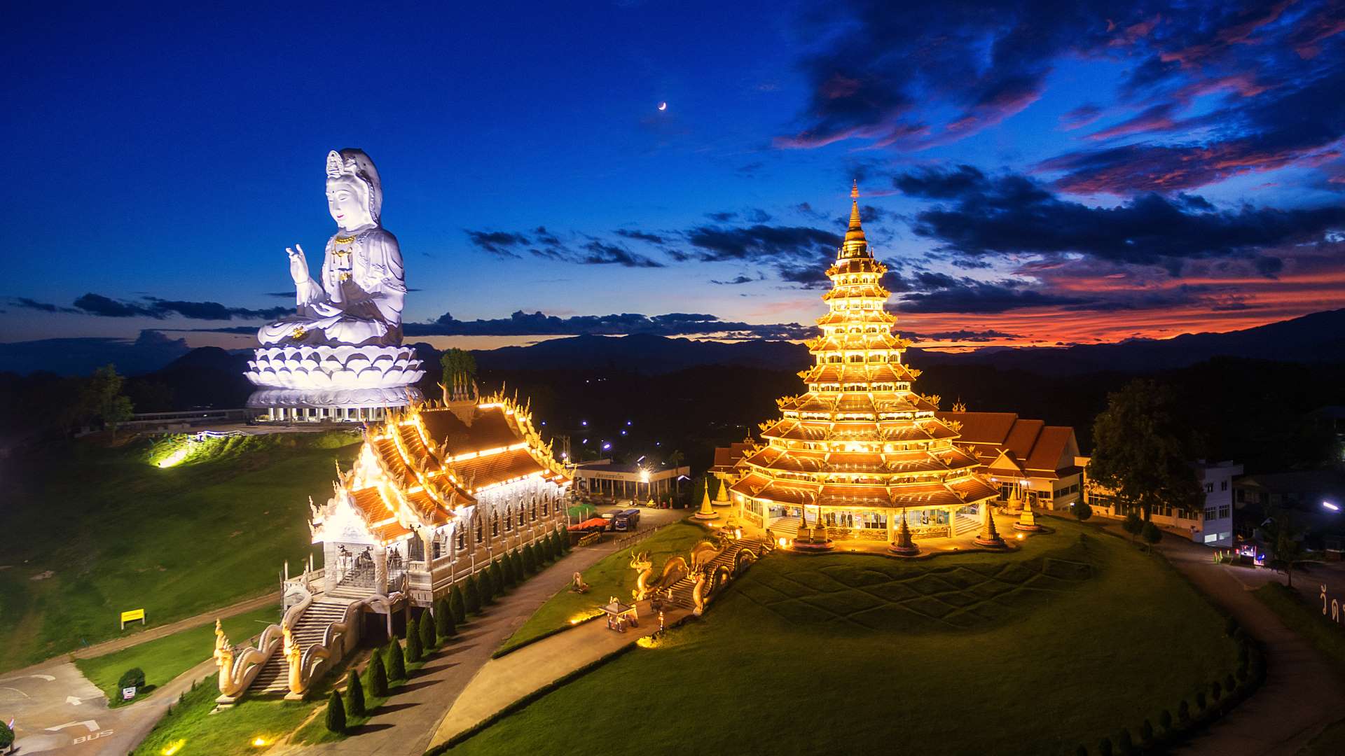 Wat Huay Pla Kung, Chiang Rai, Thailand
