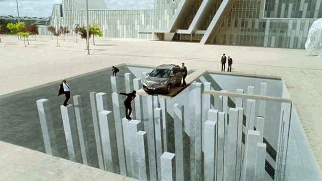 Optical illusion from Honda's TV commercial